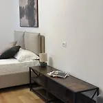 Piazza Ponterosso - The Nest