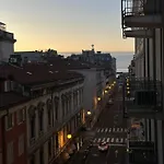 Piazza Ponterosso - The Nest * Trieste