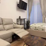 Piazza Ponterosso - The Nest