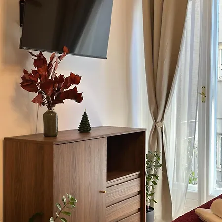 Apartment Piazza Ponterosso - The Nest *