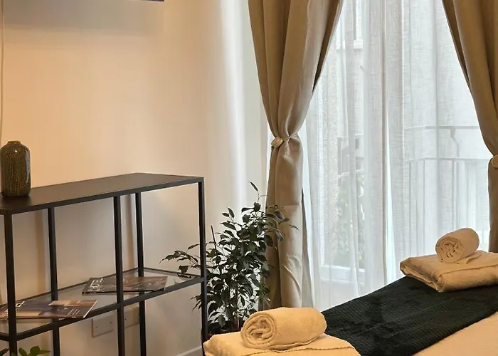 Piazza Ponterosso - The Nest * Triest