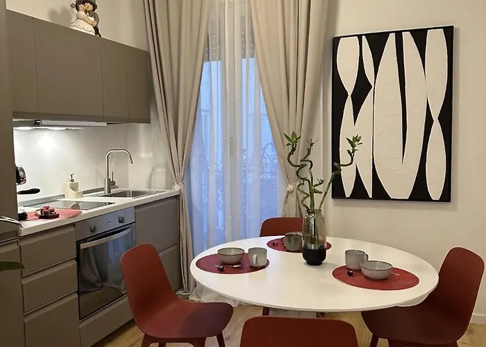 Apartment Piazza Ponterosso - The Nest *