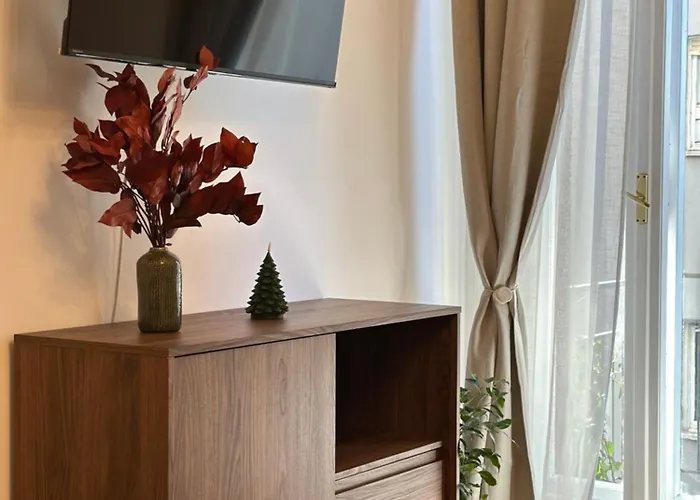 Apartment Piazza Ponterosso - The Nest *